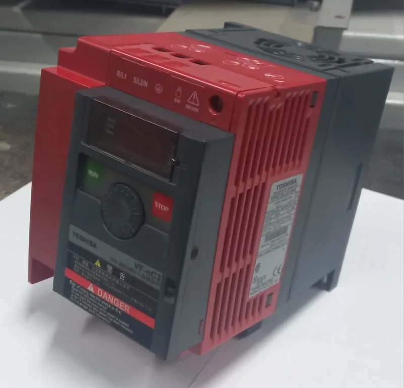 Toshiba VFNC3S-2015PL 1.5kW AC Sürücü - Hız Kontrol